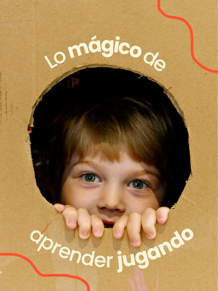 Post de Jardín del Delfín con la fotografía de un niño y el concepto de aprender jugando